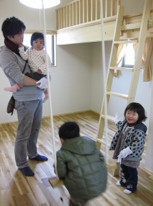 人気のブランコ