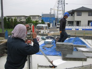 基礎工事－墨出し