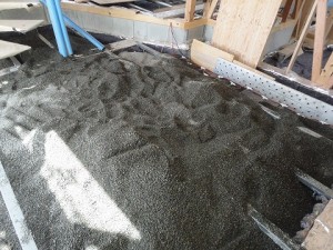オンドル砂利搬入
