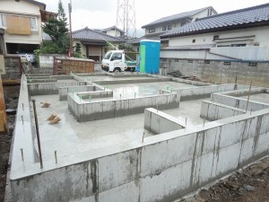 基礎完成２