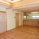 和を取り入れた、落ち着いた雰囲気のＬＤＫ。
