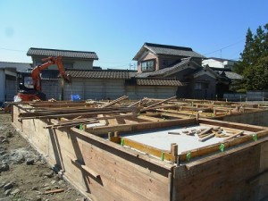 脱型