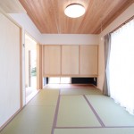 土間ともつながる和室