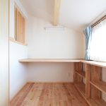 スキップフロアの書斎