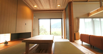 自然素材をふんだんに使用した木族の家の木造注文住宅
